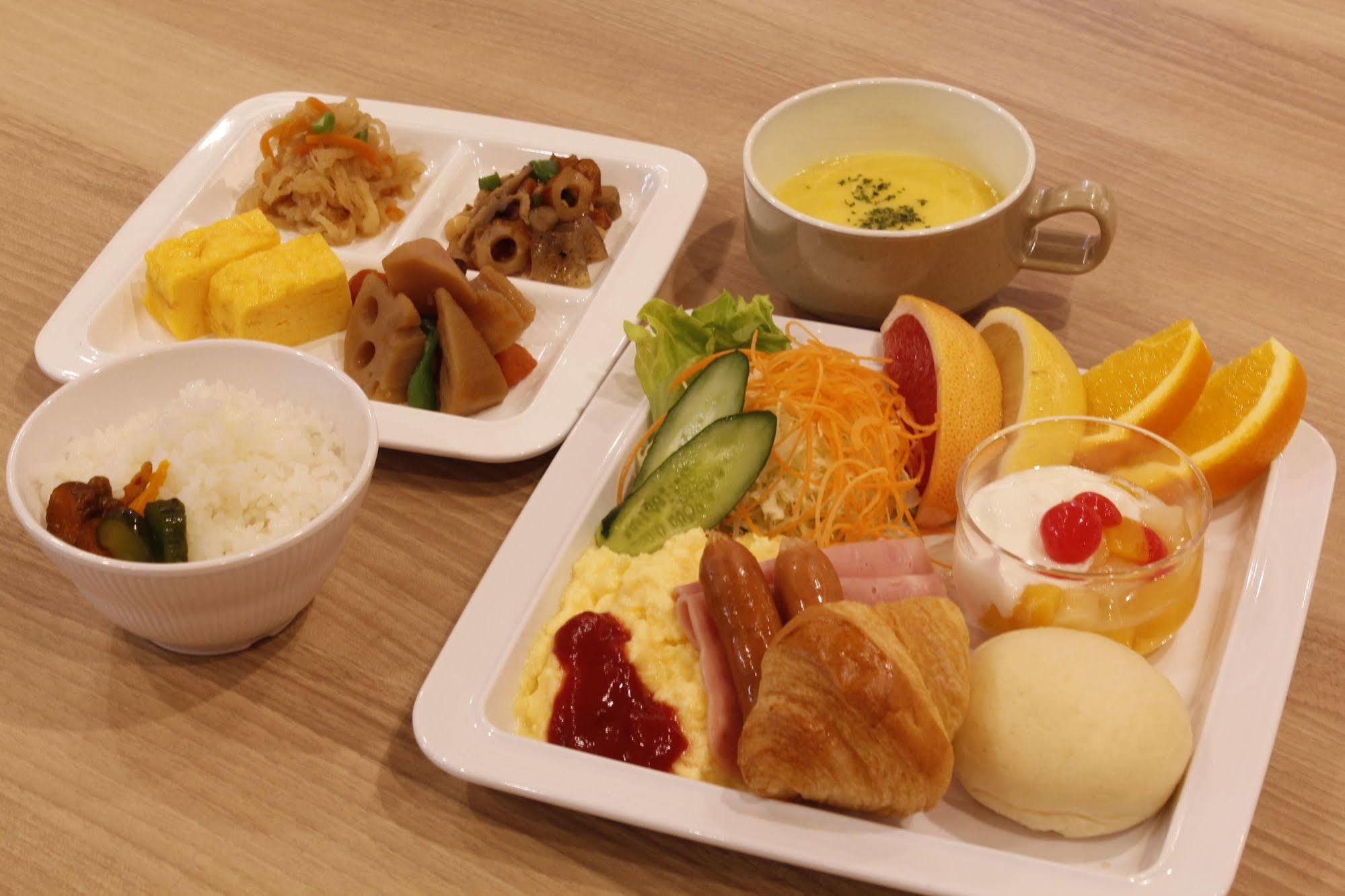 Via Inn Kyoto Shijomuromachi Zewnętrze zdjęcie